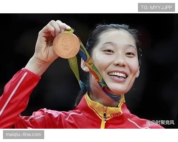 听说朱婷拿到工资单那一刻，隔壁同事都看呆了…
